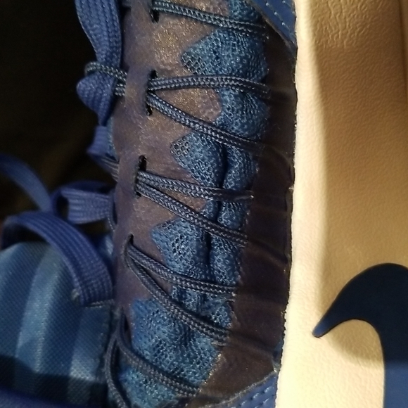 NIKE - HYPERDUNK blue Zoom- kids basketball shoes. Sz US 7m stle# 845120-001. - Picture 10 of 13